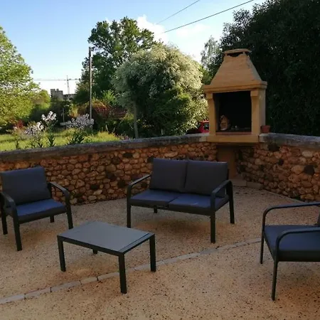 Gite Cote Truffiere - 6 Personnes - Piscine Salon